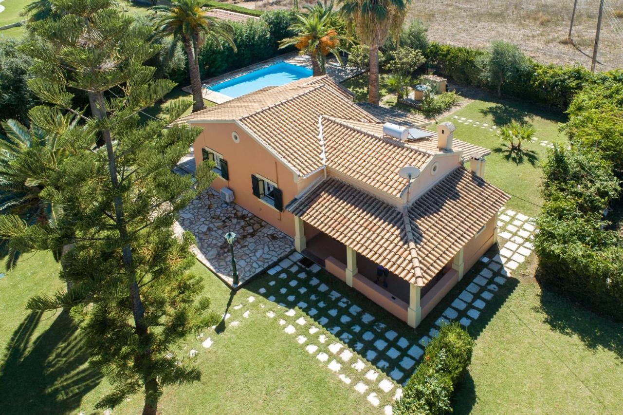 Villa Angelos Acharavi  Buitenkant foto