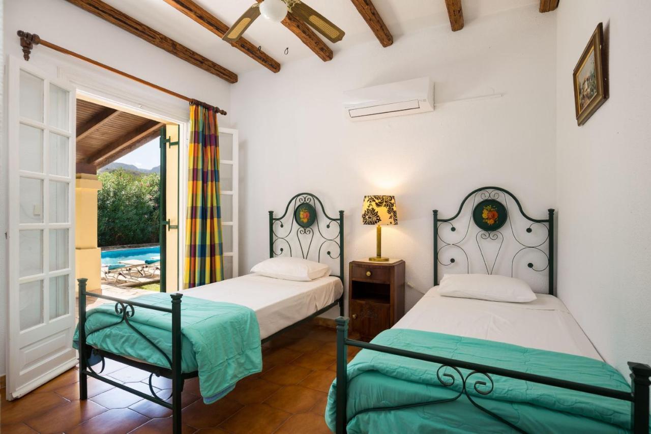 Villa Angelos Acharavi  Buitenkant foto