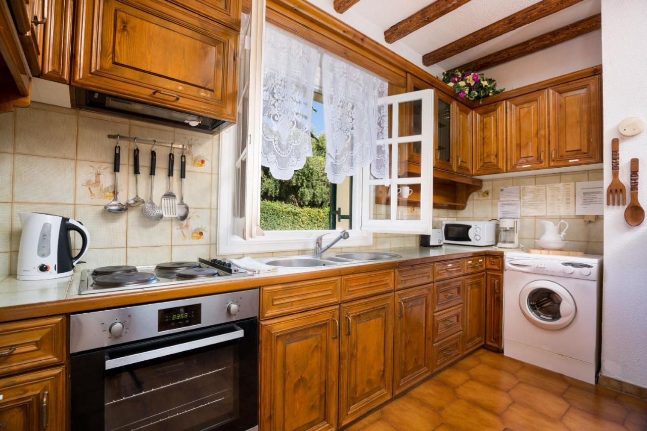 Villa Angelos Acharavi  Buitenkant foto